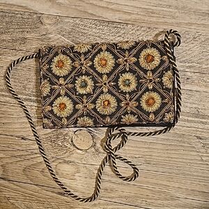 Embellished Floral VintageCrossbody Bag in Black and Gold